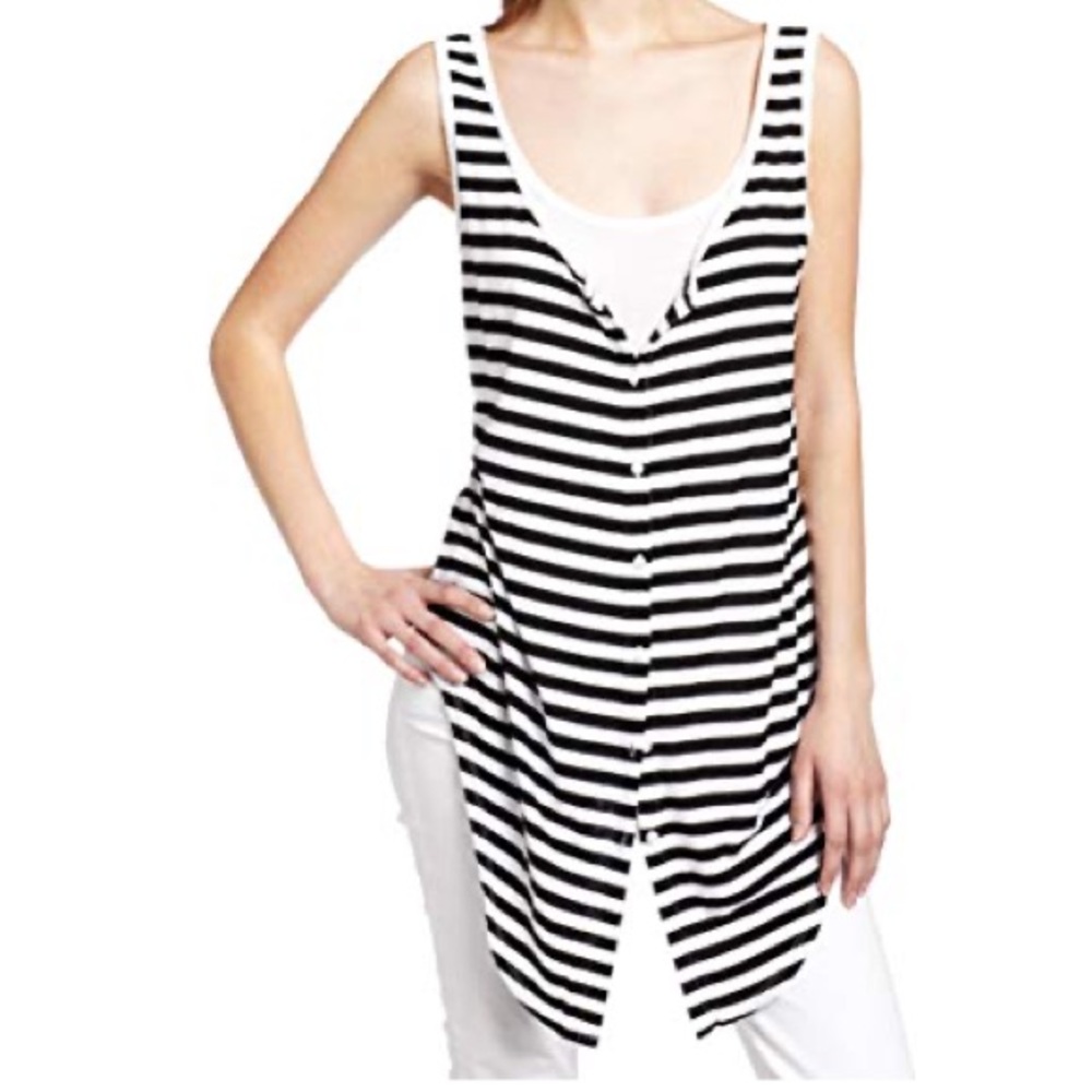 Three Dots Double Front Tank